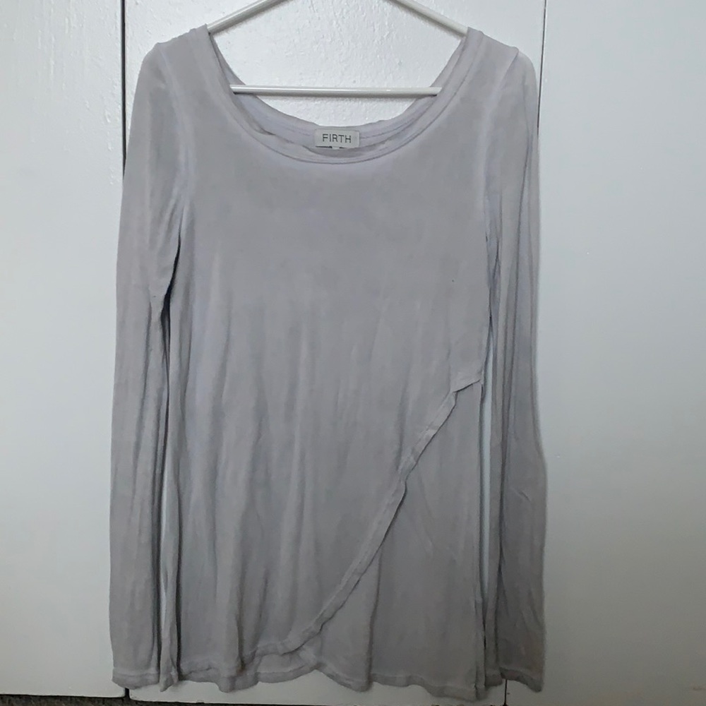 Gray long sleeve top